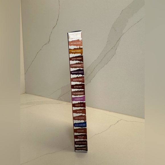 Too Faced Better Than Chocolate Eye Shadow Palette. 🖤⚡️ - Picture 2 of 2